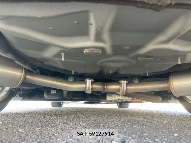 Toyota CAMRY HYBRID 2019-09 7271663-8
