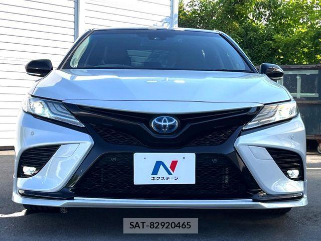Toyota CAMRY HYBRID 2020-02 7271661-16