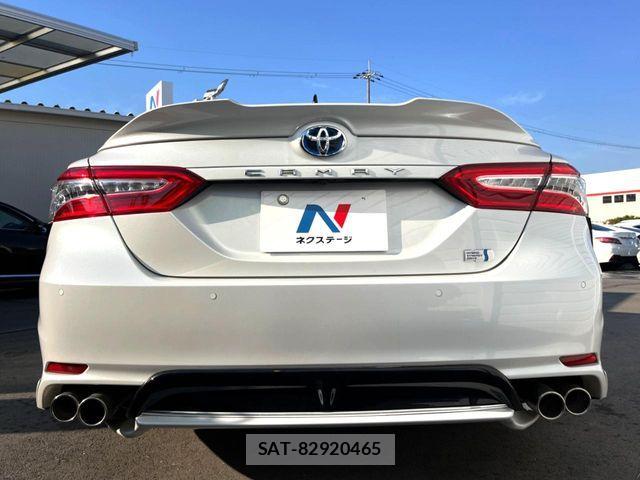 Toyota CAMRY HYBRID 2020-02 7271661-17
