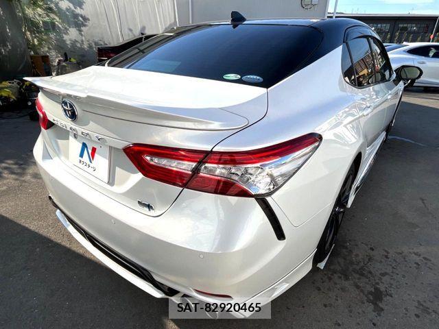 Toyota CAMRY HYBRID 2020-02 7271661-19
