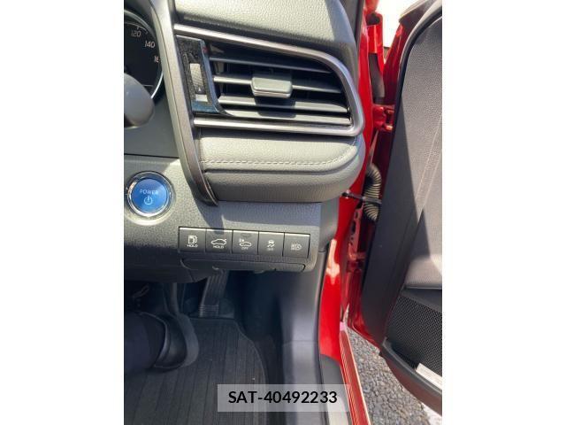 Toyota CAMRY HYBRID 2019-01 7326086-13