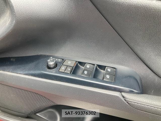 Toyota CAMRY HYBRID 2020-03 7326083-13