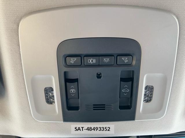 Toyota CAMRY HYBRID 2017-11 7326082-16