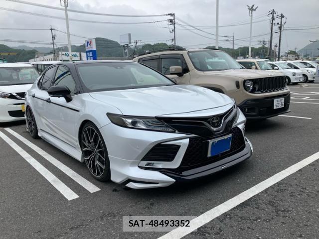 Toyota CAMRY HYBRID 2017-11 7326082-1
