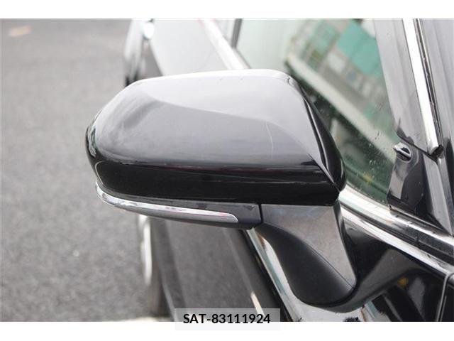 Toyota CAMRY HYBRID 2021-06 7357076-28