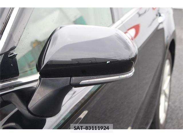 Toyota CAMRY HYBRID 2021-06 7357076-29