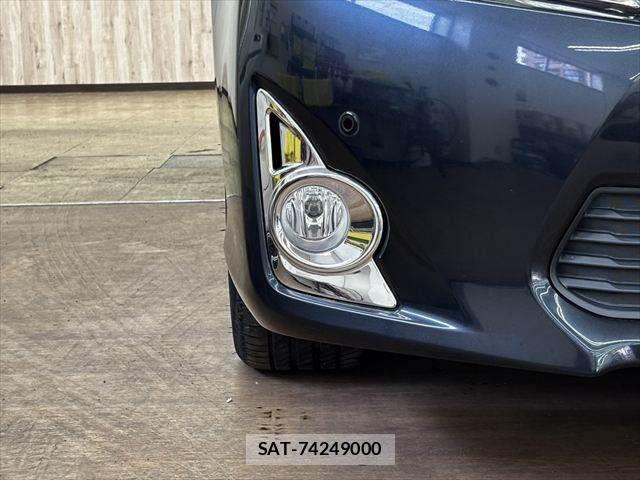 Toyota CAMRY HYBRID 2012-01 7357081-23