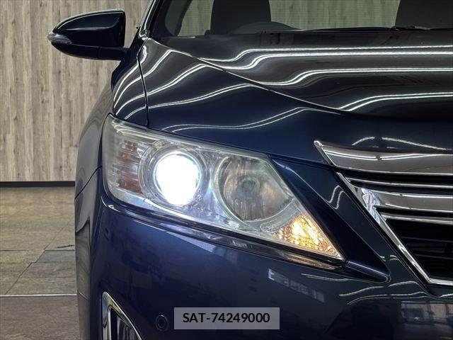 Toyota CAMRY HYBRID 2012-01 7357081-29