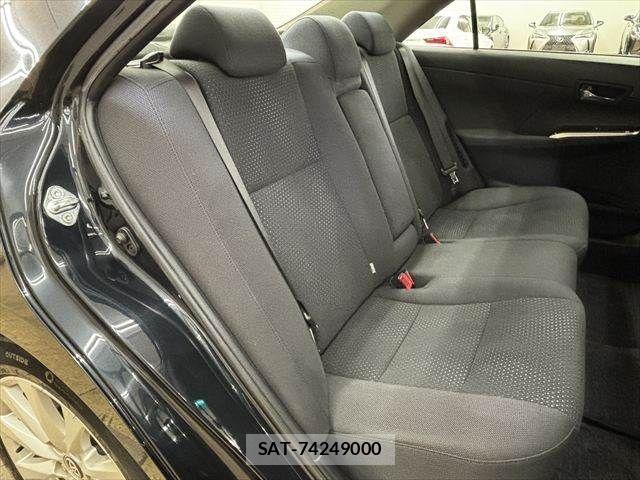 Toyota CAMRY HYBRID 2012-01 7357081-7