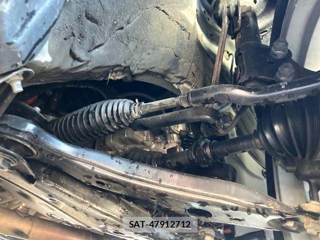 Toyota CAMRY HYBRID 2013-07 7357084-19