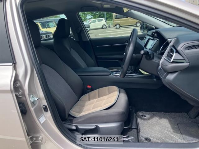 Toyota CAMRY HYBRID 2018-03 7357080-9