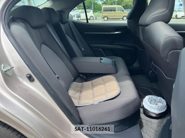 Toyota CAMRY HYBRID 2018-03 7357080-10