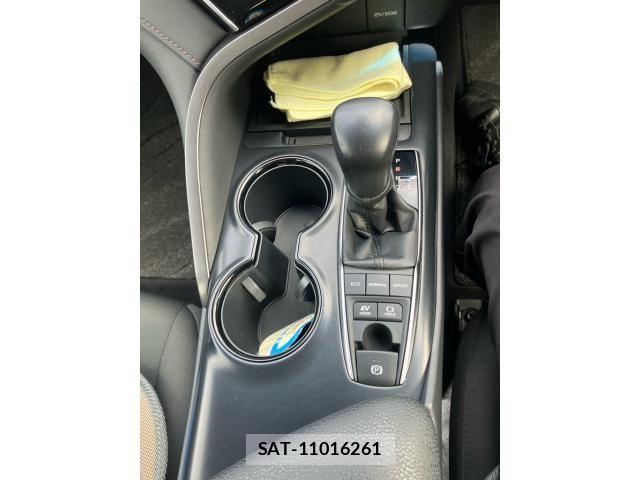 Toyota CAMRY HYBRID 2018-03 7357080-20