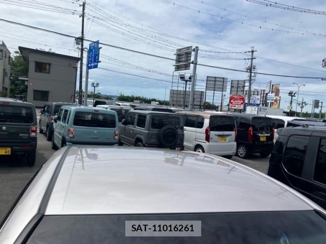 Toyota CAMRY HYBRID 2018-03 7357080-25