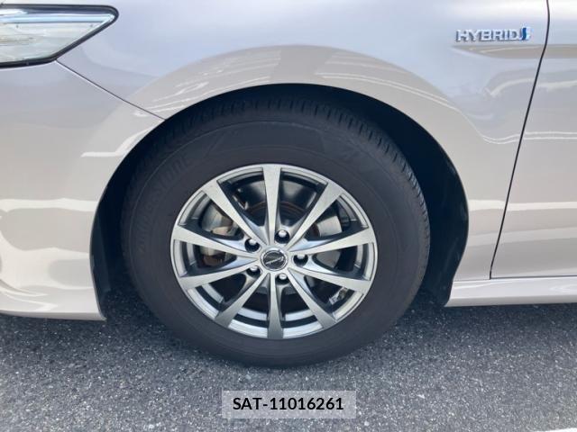 Toyota CAMRY HYBRID 2018-03 7357080-8