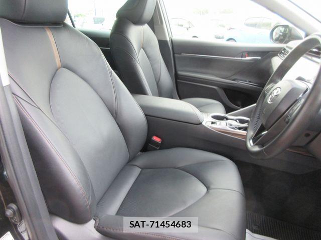 Toyota CAMRY HYBRID 2019-05 7357073-9