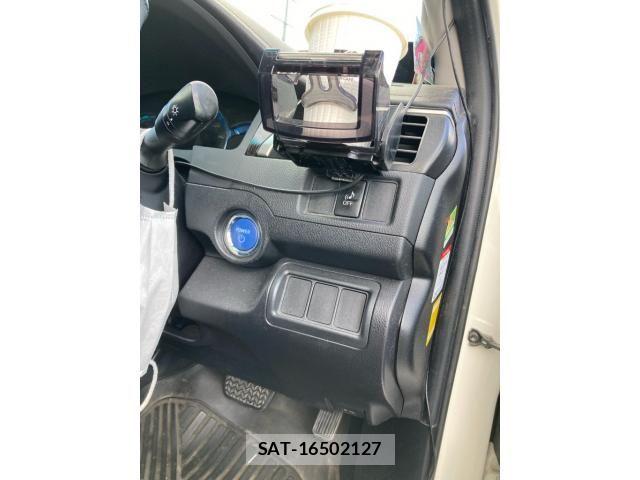 Toyota CAMRY HYBRID 2012-01 7357086-17