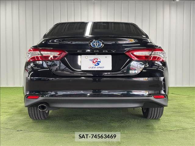 Toyota CAMRY HYBRID 2018-07 7357070-13