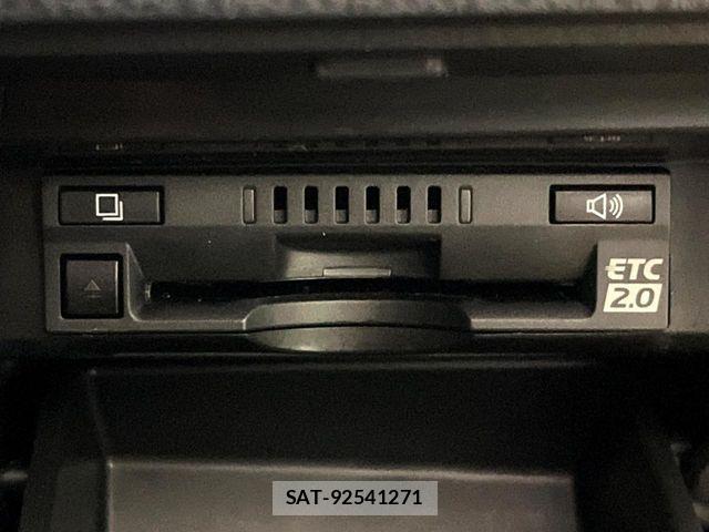 Toyota CAMRY HYBRID 2019-12 7357075-5