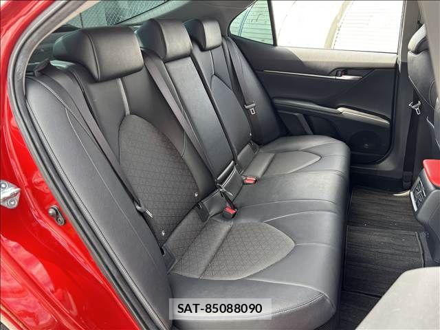 Toyota CAMRY HYBRID 2021-11 7357074-9