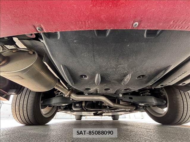 Toyota CAMRY HYBRID 2021-11 7357074-19