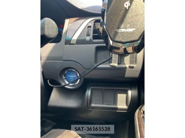 Toyota CAMRY HYBRID 2011-12 7391559-17