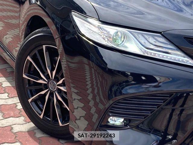 Toyota CAMRY HYBRID 2020-02 7391560-12