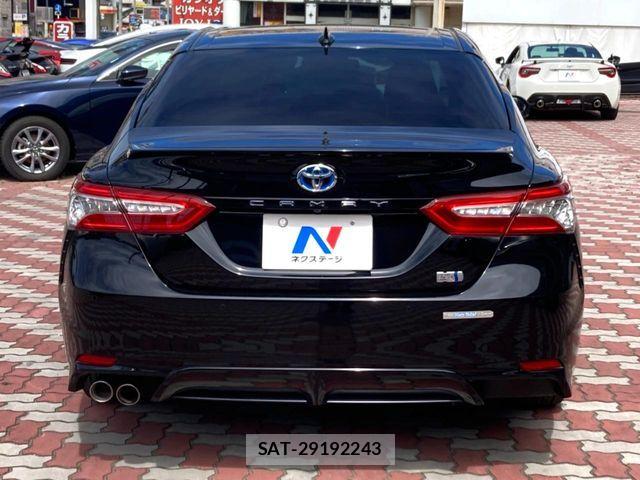 Toyota CAMRY HYBRID 2020-02 7391560-14