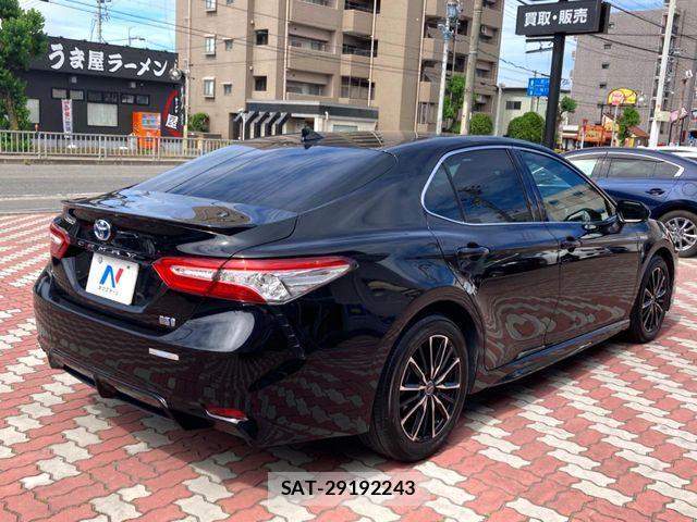 Toyota CAMRY HYBRID 2020-02 7391560-16