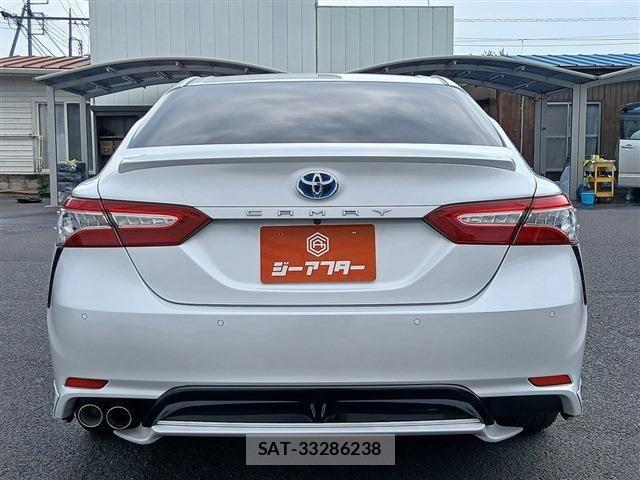 Toyota CAMRY HYBRID 2019-01 7453314-9