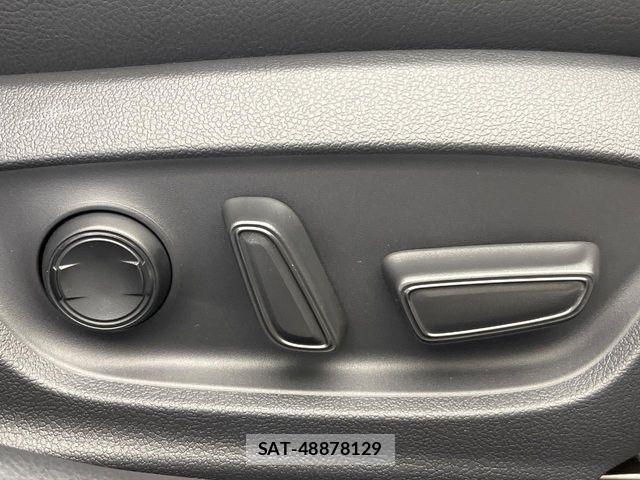 Toyota CAMRY HYBRID 2023-02 7453305-6