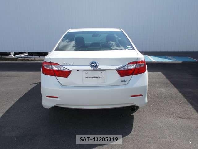 Toyota CAMRY HYBRID 2013-12 7453319-16