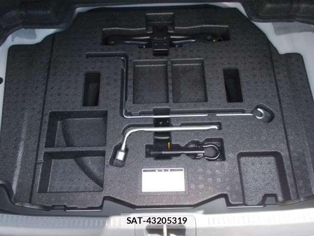 Toyota CAMRY HYBRID 2013-12 7453319-18
