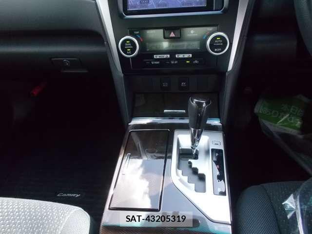 Toyota CAMRY HYBRID 2013-12 7453319-6