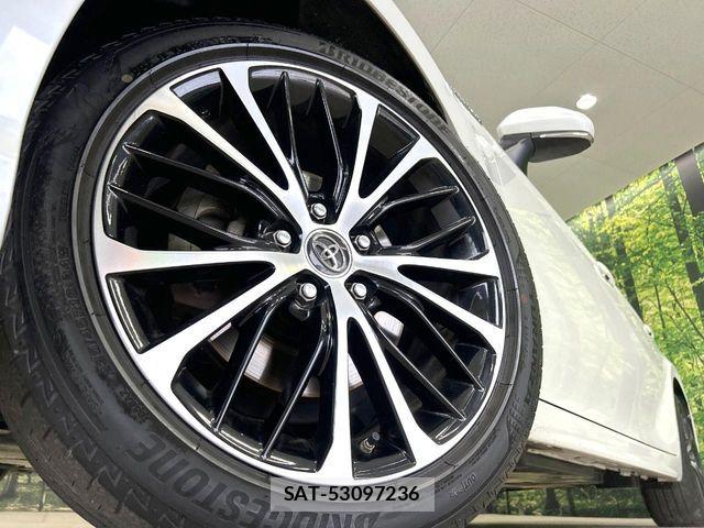 Toyota CAMRY HYBRID 2019-06 7453312-13