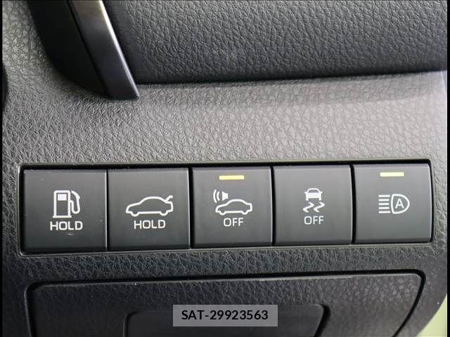 Toyota CAMRY HYBRID 2020-04 7453308-16
