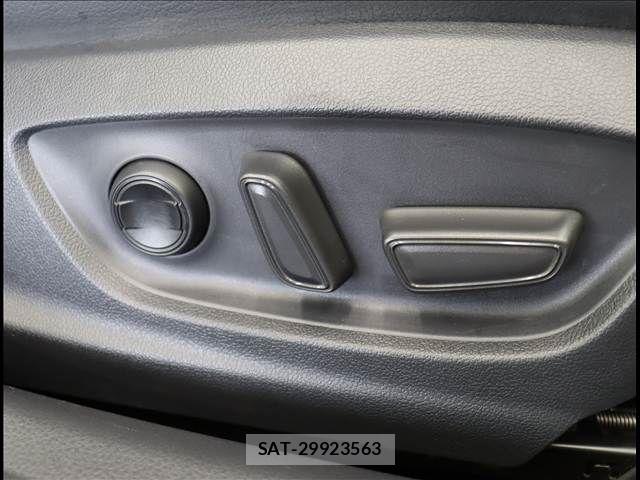 Toyota CAMRY HYBRID 2020-04 7453308-19