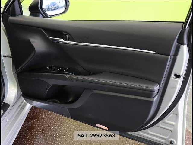 Toyota CAMRY HYBRID 2020-04 7453308-21