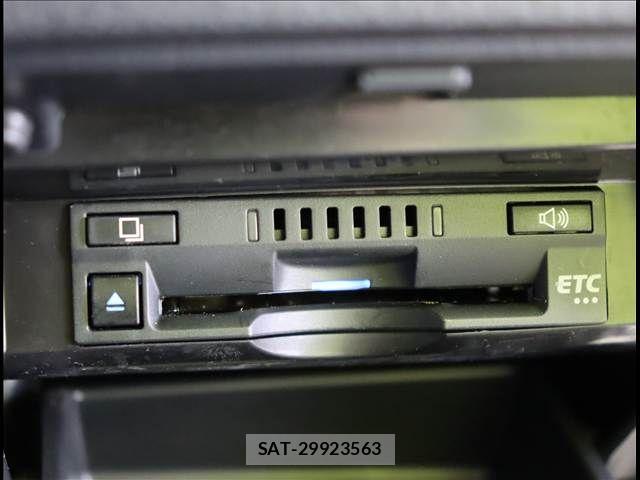 Toyota CAMRY HYBRID 2020-04 7453308-6