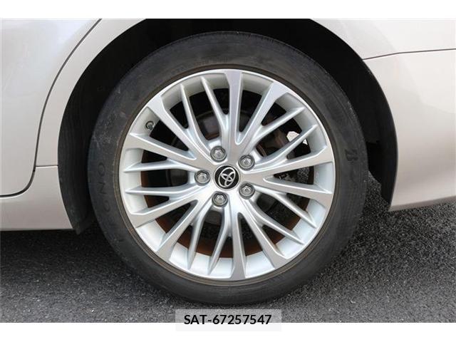 Toyota CAMRY HYBRID 2017-12 7453313-12