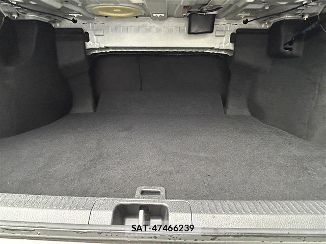 Toyota CAMRY HYBRID 2020-09 7453306-27