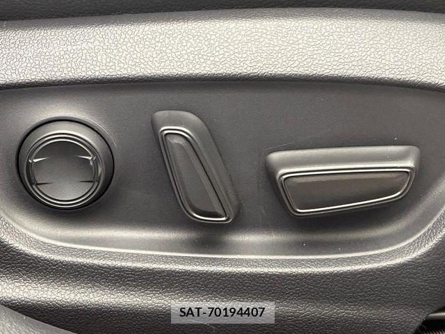 Toyota CAMRY HYBRID 2019-02 7453307-12