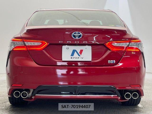 Toyota CAMRY HYBRID 2019-02 7453307-15