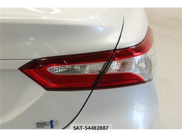 Toyota CAMRY HYBRID 2020-07 7508306-17