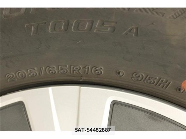 Toyota CAMRY HYBRID 2020-07 7508306-26