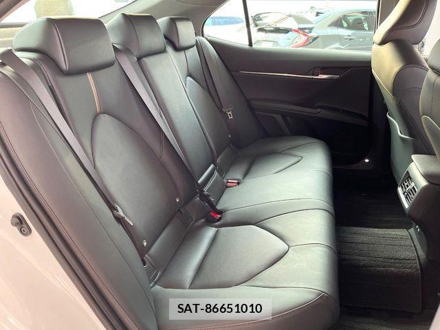 Toyota CAMRY HYBRID 2018-02 7508297-10
