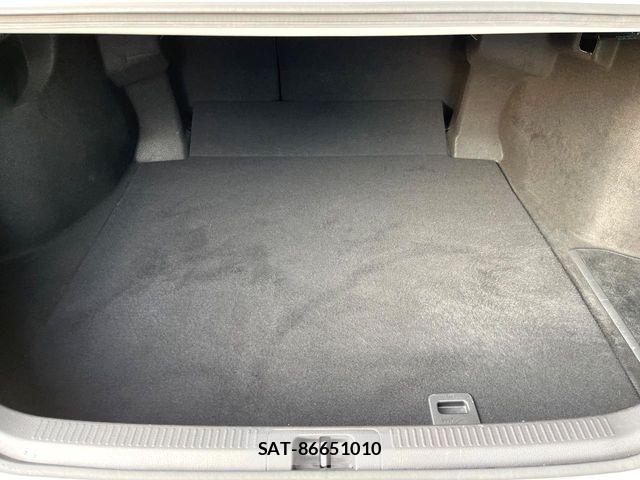 Toyota CAMRY HYBRID 2018-02 7508297-11