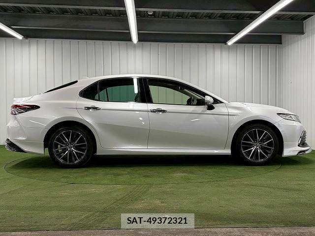 Toyota CAMRY HYBRID 2022-05 7499788-14
