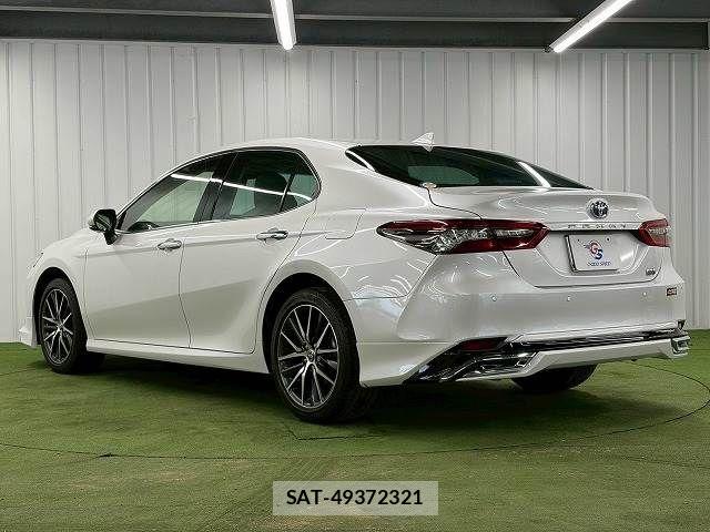 Toyota CAMRY HYBRID 2022-05 7499788-16