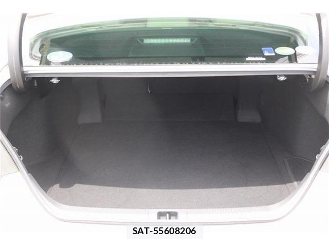 Toyota CAMRY HYBRID 2018-01 7615368-29